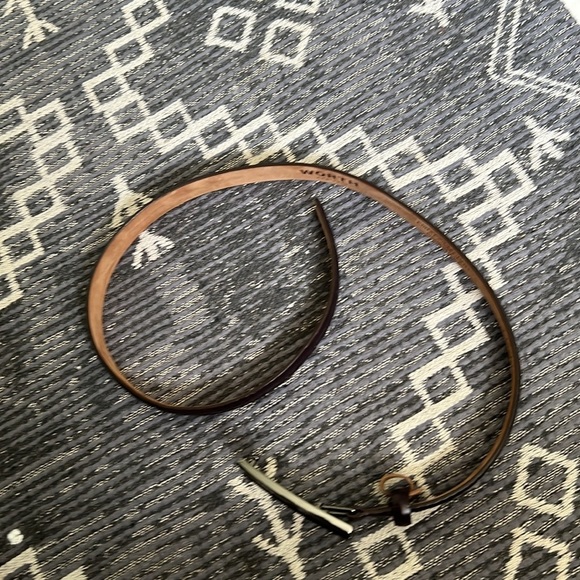 Worth New York Embossed Crocodile Genuine Leather Belt - Picture 4 of 4